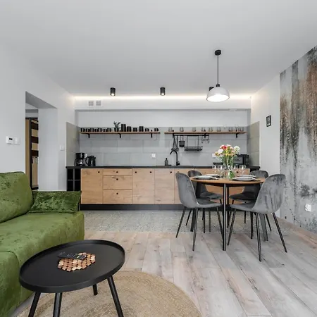 Laguna Beskidow 80 I 81 Przy Jeziorze Zywieckim - Dream