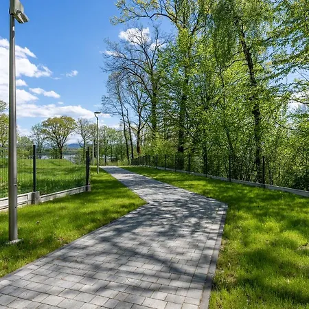 Laguna Beskidow 80 I 81 Przy Jeziorze Zywieckim - Dream *
